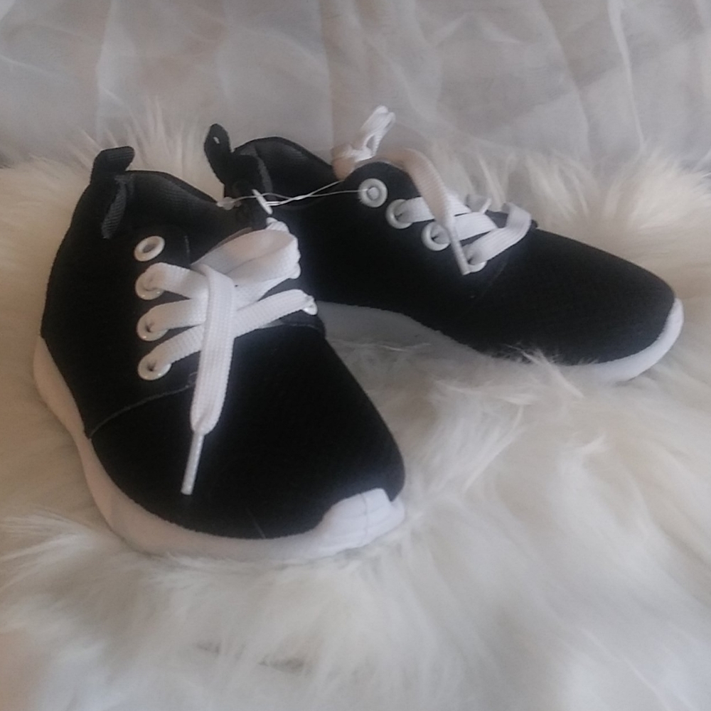 Black-Slub Knit Sneakers